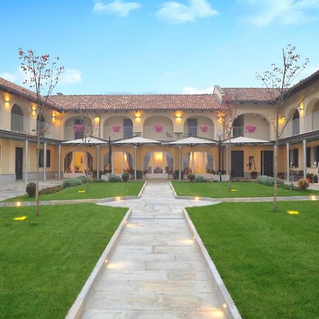 Agriturismo Cascina Varìe Castagnito Exterior foto