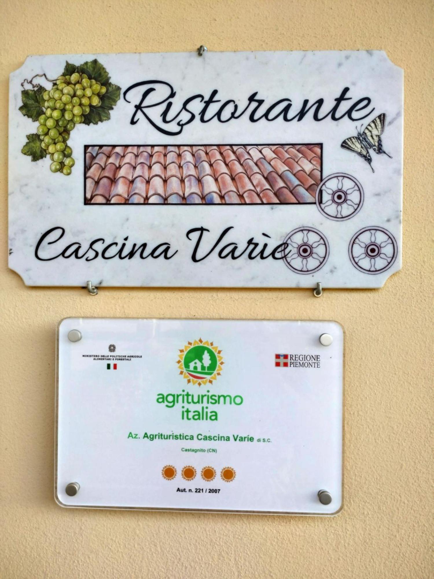 Agriturismo Cascina Varìe Castagnito Exterior foto