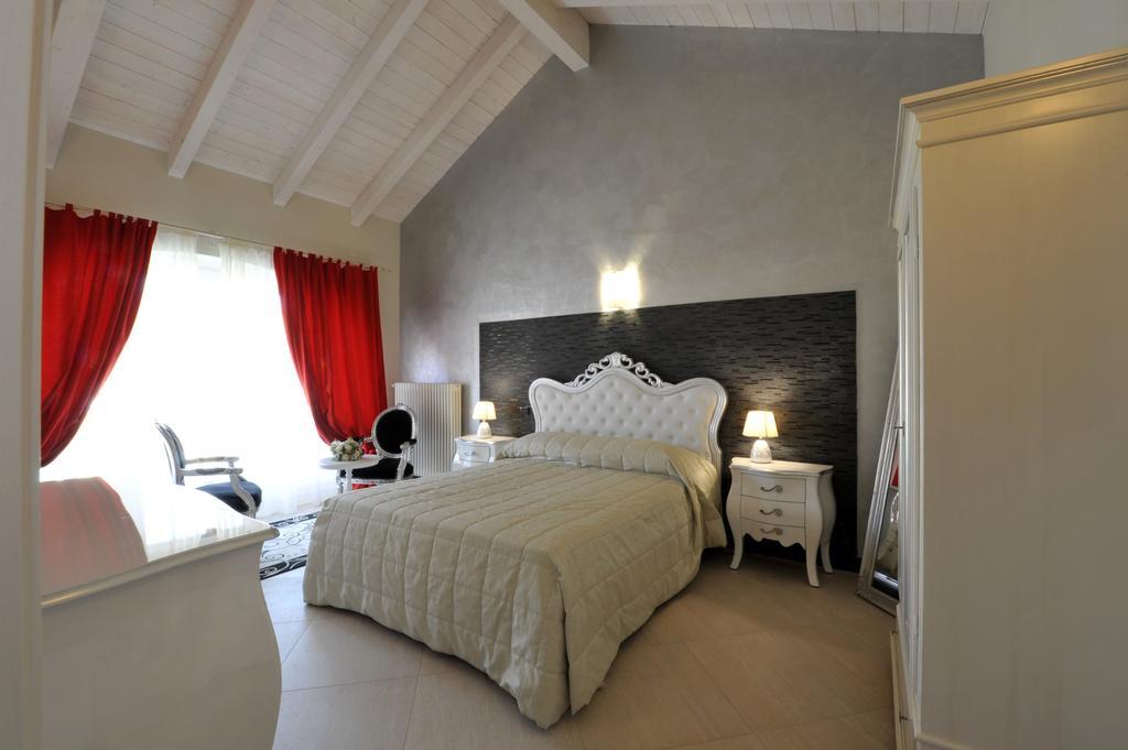Agriturismo Cascina Varìe Castagnito Exterior foto