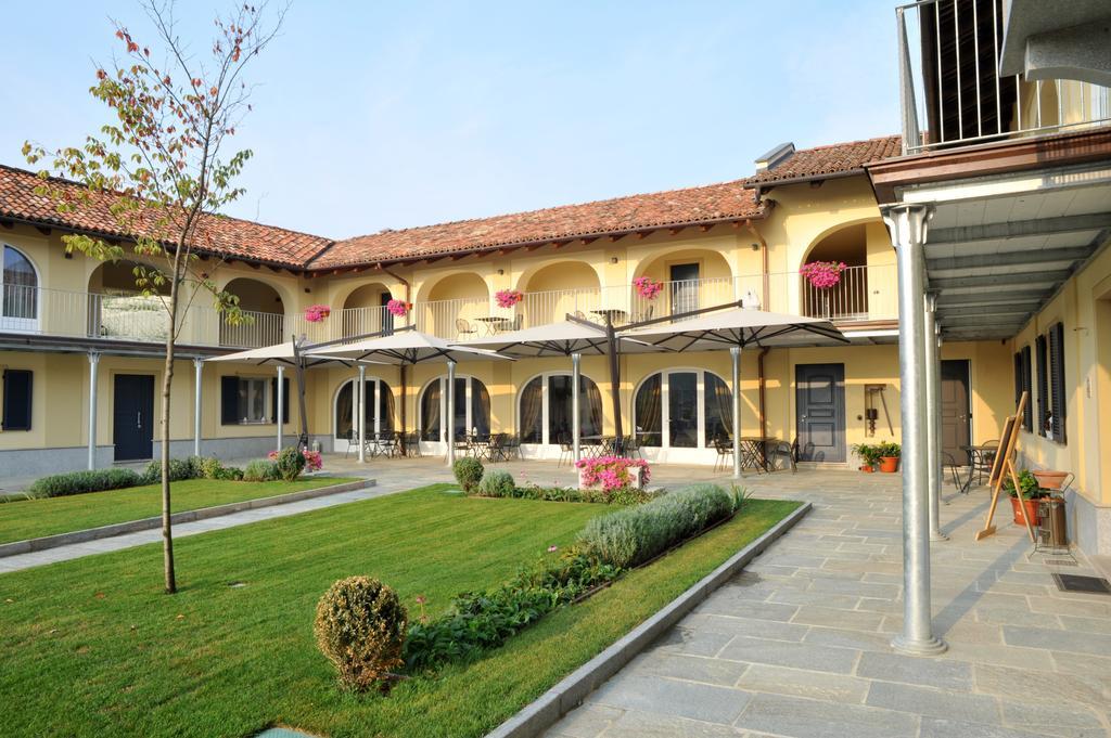 Agriturismo Cascina Varìe Castagnito Exterior foto